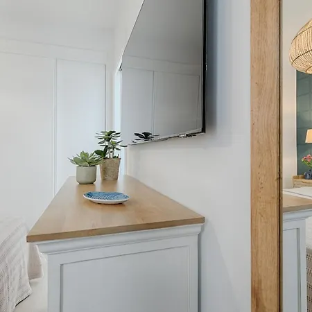 Hanami Avenida De Espana Sea Front アパート エステポナ