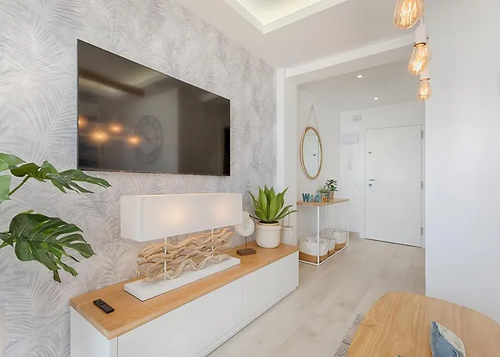 Hanami Avenida De España Sea Front Estepona