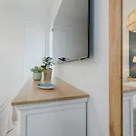Hanami Avenida De Espana Sea Front Апартаменти Естепона